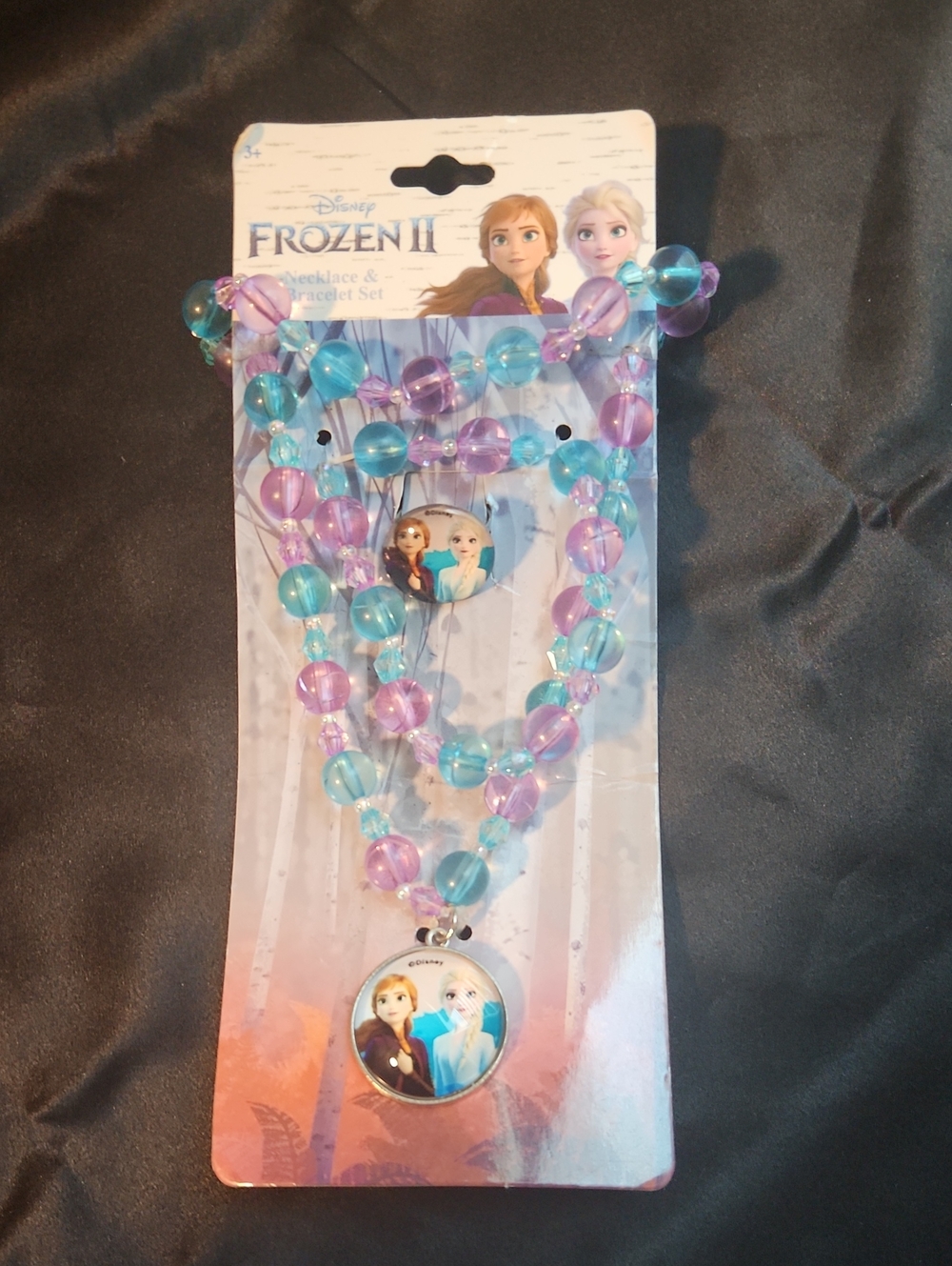 *Disney Frozen II Purple and Blue Bead Necklace & Bracelet Set